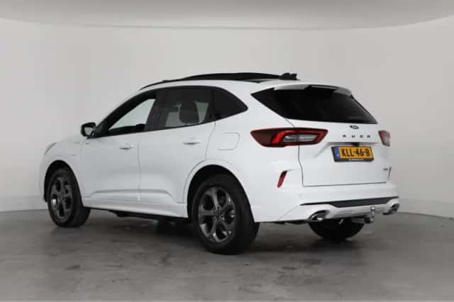 Ford Kuga (2026) thumbnail 3