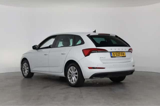 Škoda Scala (2023) thumbnail 3