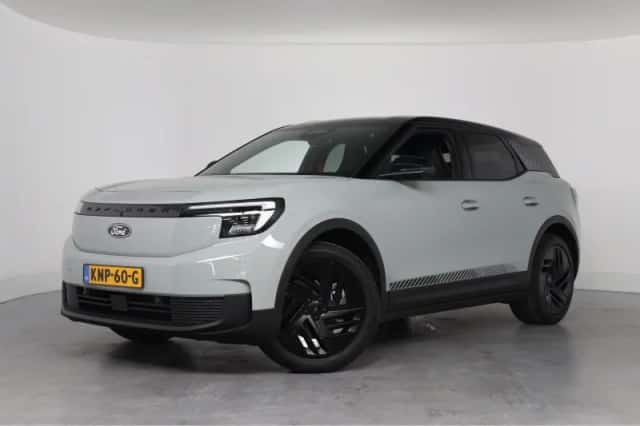 Ford Explorer (2026) thumbnail 1