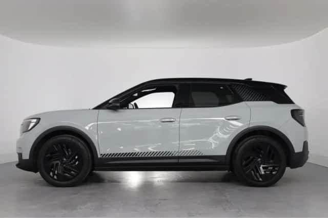 Ford Explorer (2026) thumbnail 2