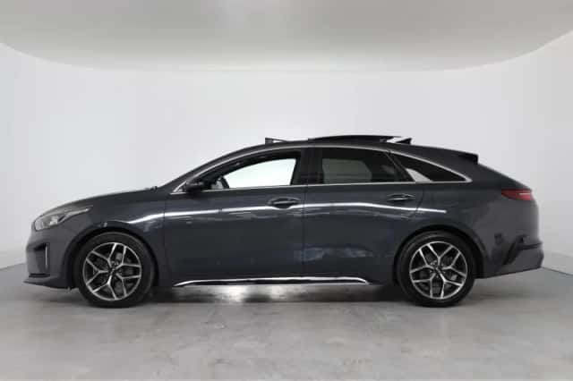 Kia Proceed (2021) thumbnail 2