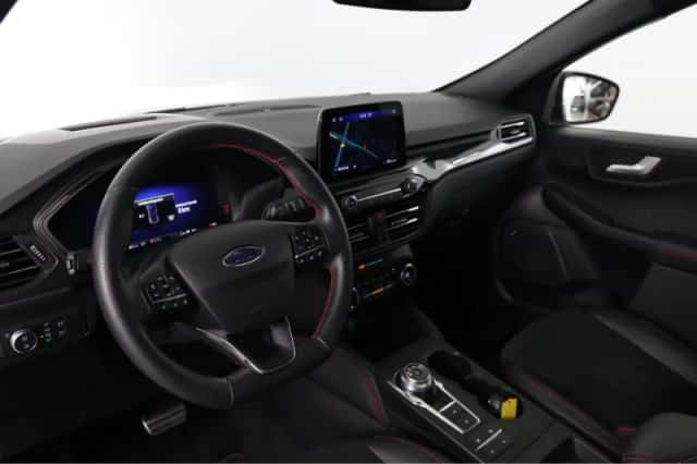 Ford Kuga (2020) thumbnail 5