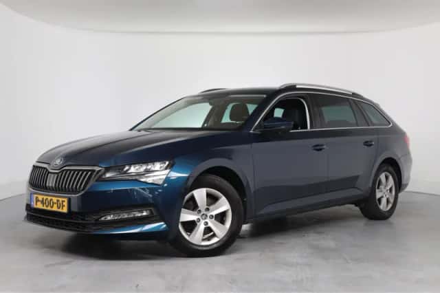 Škoda Superb (2022) thumbnail 1