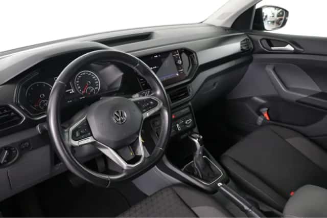 Volkswagen T-Cross (2020) thumbnail 5