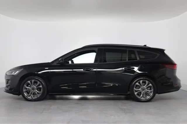Ford Focus (2025) thumbnail 2