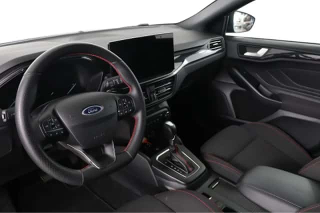 Ford Focus (2025) thumbnail 5