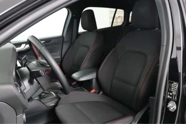 Ford Focus (2024) thumbnail 6