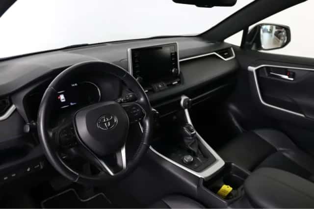 Toyota RAV4 (2019) thumbnail 5