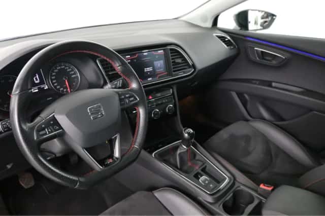 SEAT Leon (2018) thumbnail 5