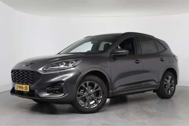 Ford Kuga (2023) thumbnail 1