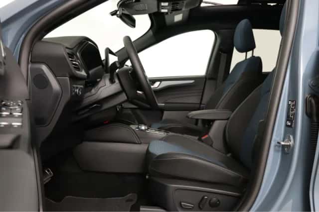 Ford Kuga (2026) thumbnail 5
