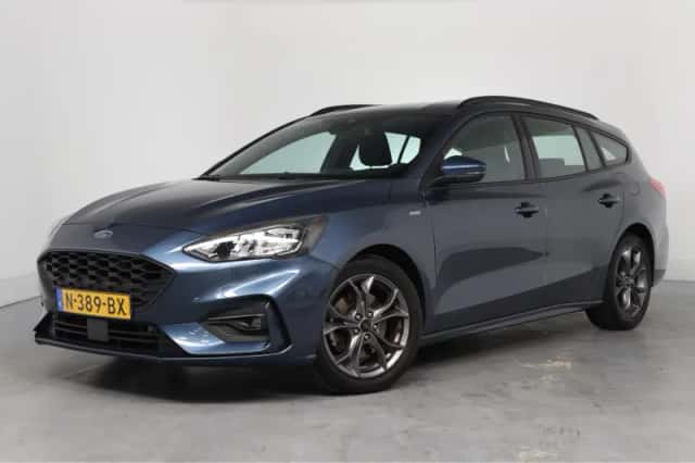 Ford Focus (2021) thumbnail 1