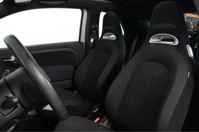 Fiat 500C (2020) thumbnail 6