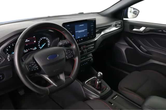 Ford Focus (2024) thumbnail 5