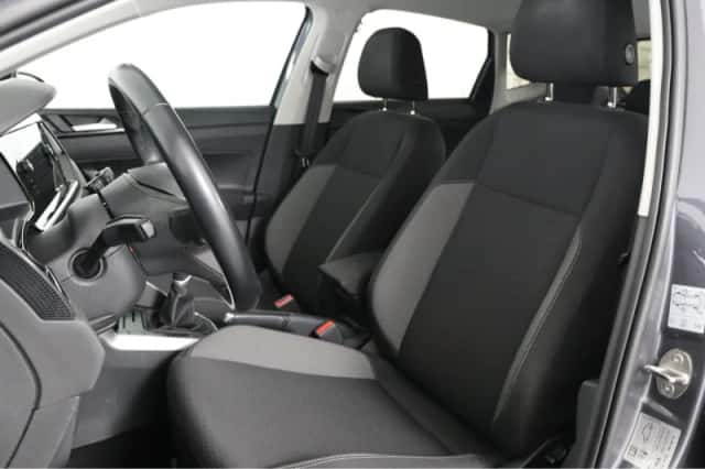Volkswagen Polo (2023) thumbnail 6
