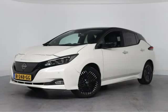 Nissan Leaf (2022) thumbnail 1