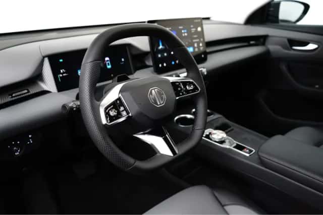 MG S5 EV (2053) thumbnail 5
