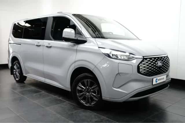 Ford Tourneo Custom (2025) thumbnail 2