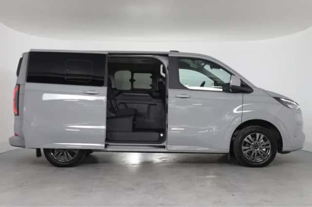 Ford Transit Custom (2025) thumbnail 3