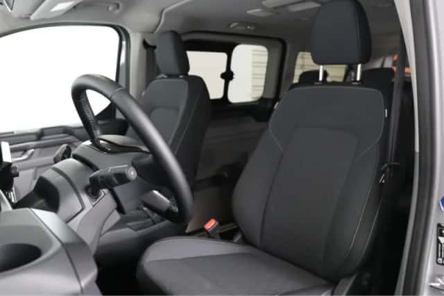 Ford Transit Custom (2025) thumbnail 6