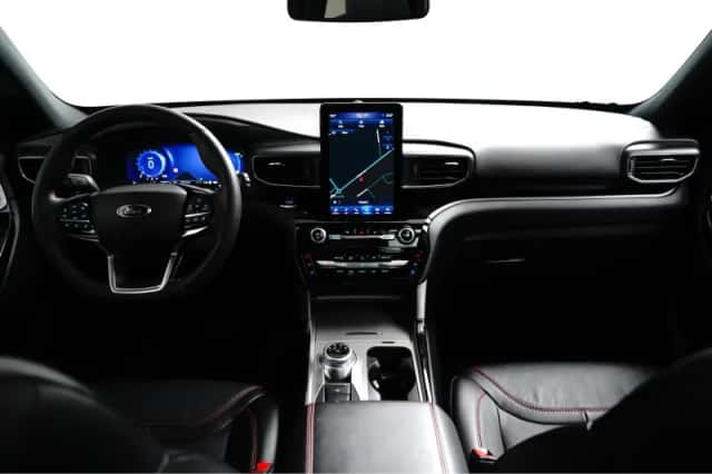 Ford Explorer (2024) thumbnail 5