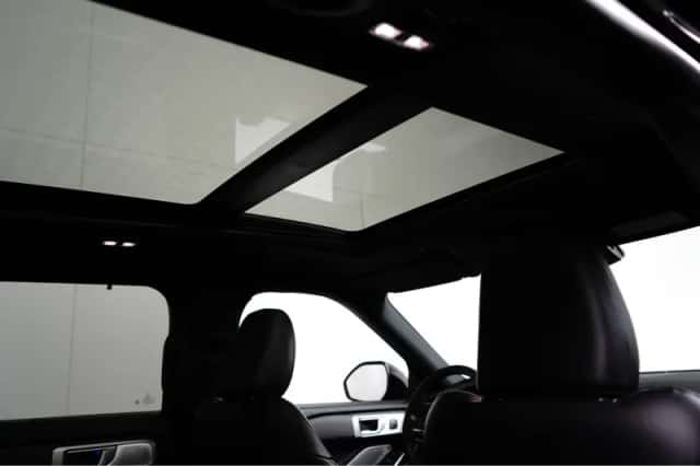 Ford Explorer (2024) thumbnail 6