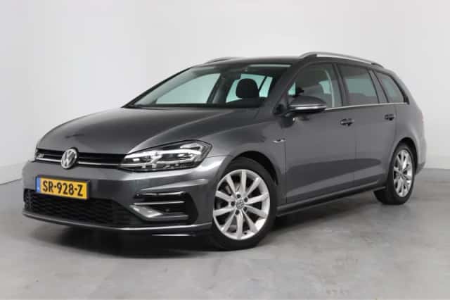 Volkswagen Golf (2018) thumbnail 1