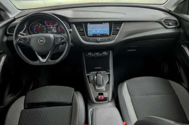 Opel Grandland X (2021) thumbnail 2