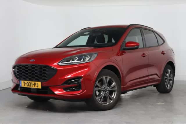 Ford Kuga (2023) thumbnail 1