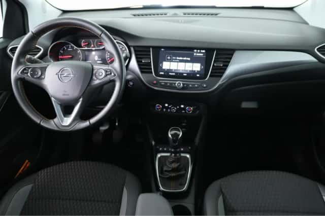 Opel Crossland X (2019) thumbnail 4