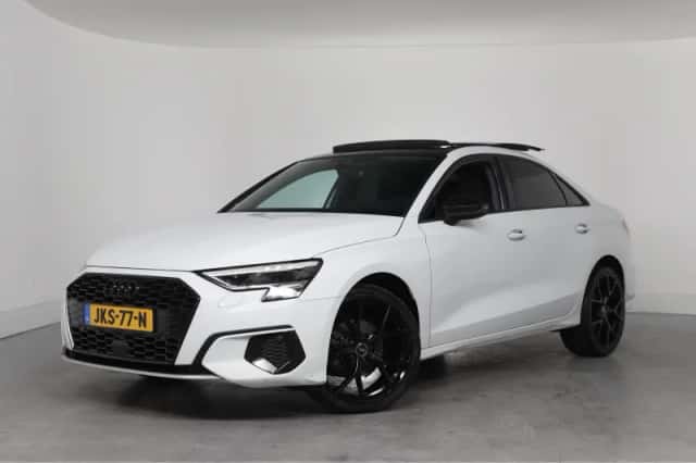 Audi A3 (2024) thumbnail 1