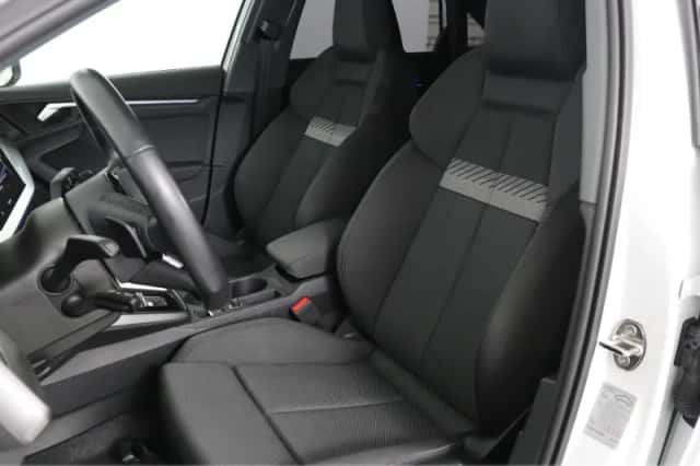 Audi A3 (2024) thumbnail 6