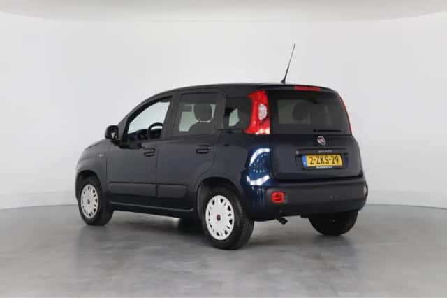 Fiat Panda (2015) thumbnail 3