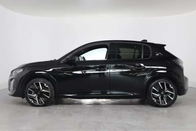 Peugeot e-208 (2024) thumbnail 2