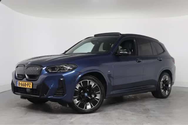 BMW iX3 (2022) thumbnail 1