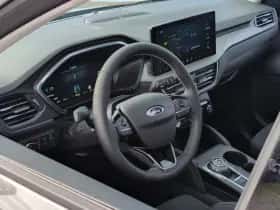 Ford Kuga (2025) thumbnail 10