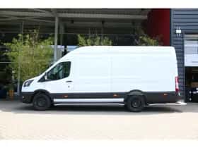 Ford E-Transit (2025) thumbnail 4