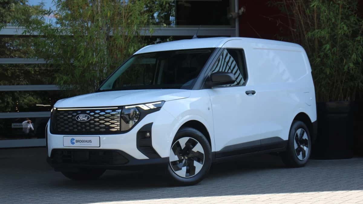 Ford E-Transit Courier (2025) — foto 1