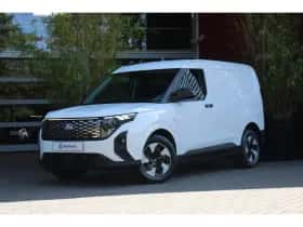 Ford E-Transit Courier (2025)
