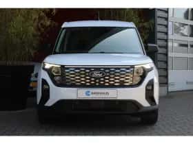 Ford E-Transit Courier (2025) thumbnail 8
