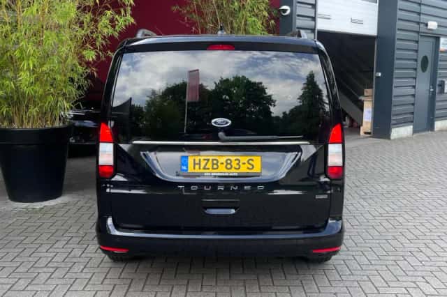 Ford Tourneo Connect (2025) thumbnail 5