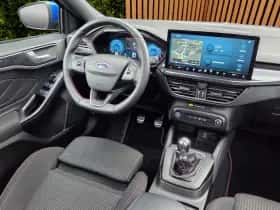Ford Focus (2024) thumbnail 4