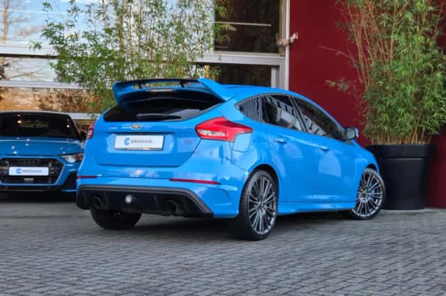 Ford Focus (2017) thumbnail 2