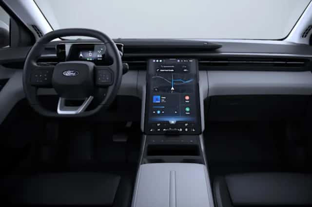 Ford Explorer (2026) thumbnail 5