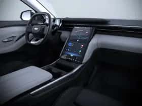 Ford Explorer (2026) thumbnail 6