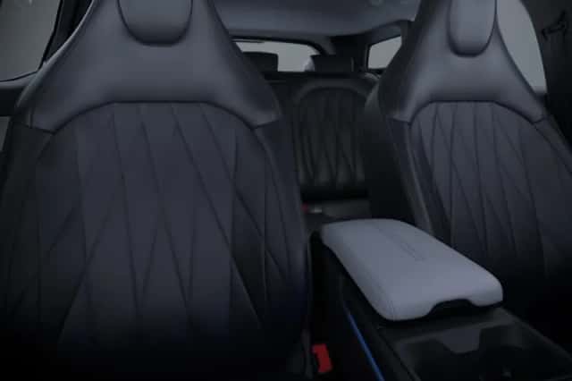 Ford Explorer (2026) thumbnail 4