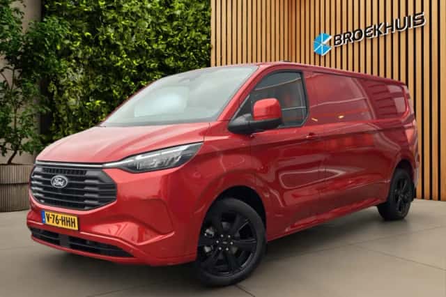 Ford Transit Custom (2024) thumbnail 1