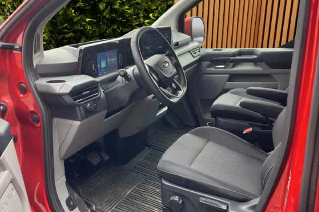 Ford Transit Custom (2024) thumbnail 6