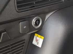 Ford Kuga (2026) thumbnail 23