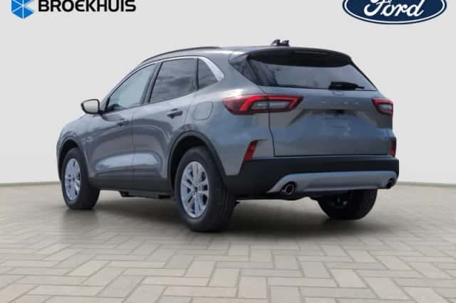 Ford Kuga (2026) thumbnail 3